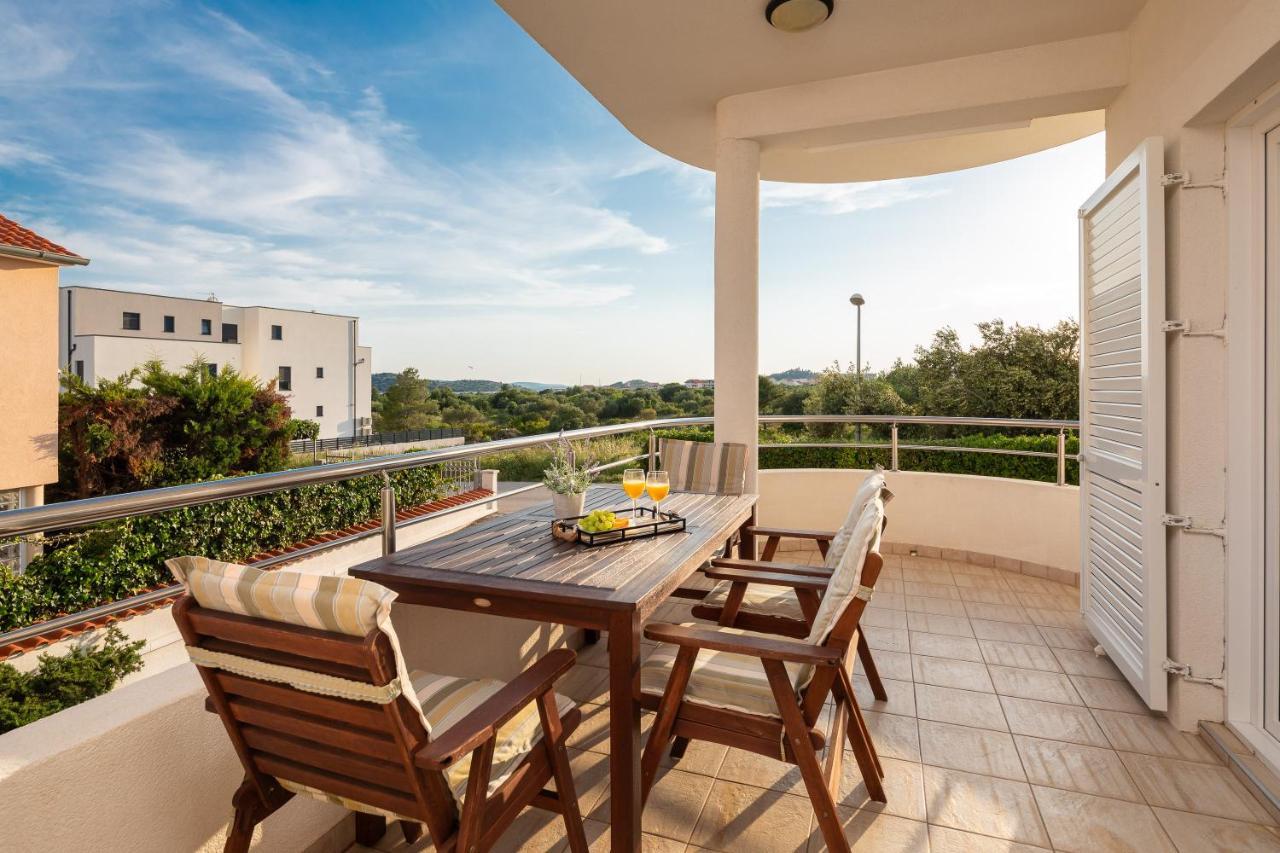 Apartments Tihi III Vodice Buitenkant foto