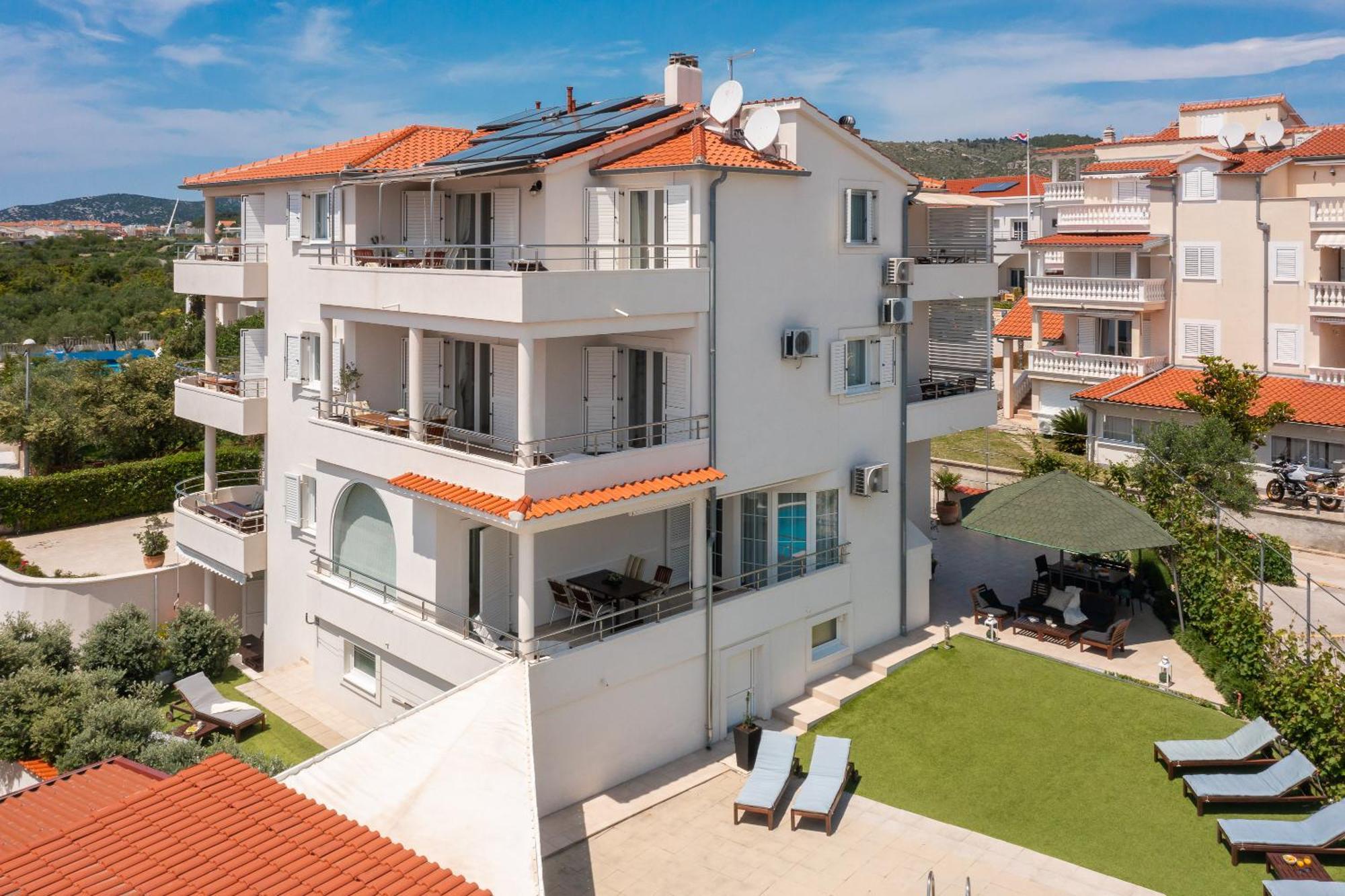 Apartments Tihi III Vodice Buitenkant foto