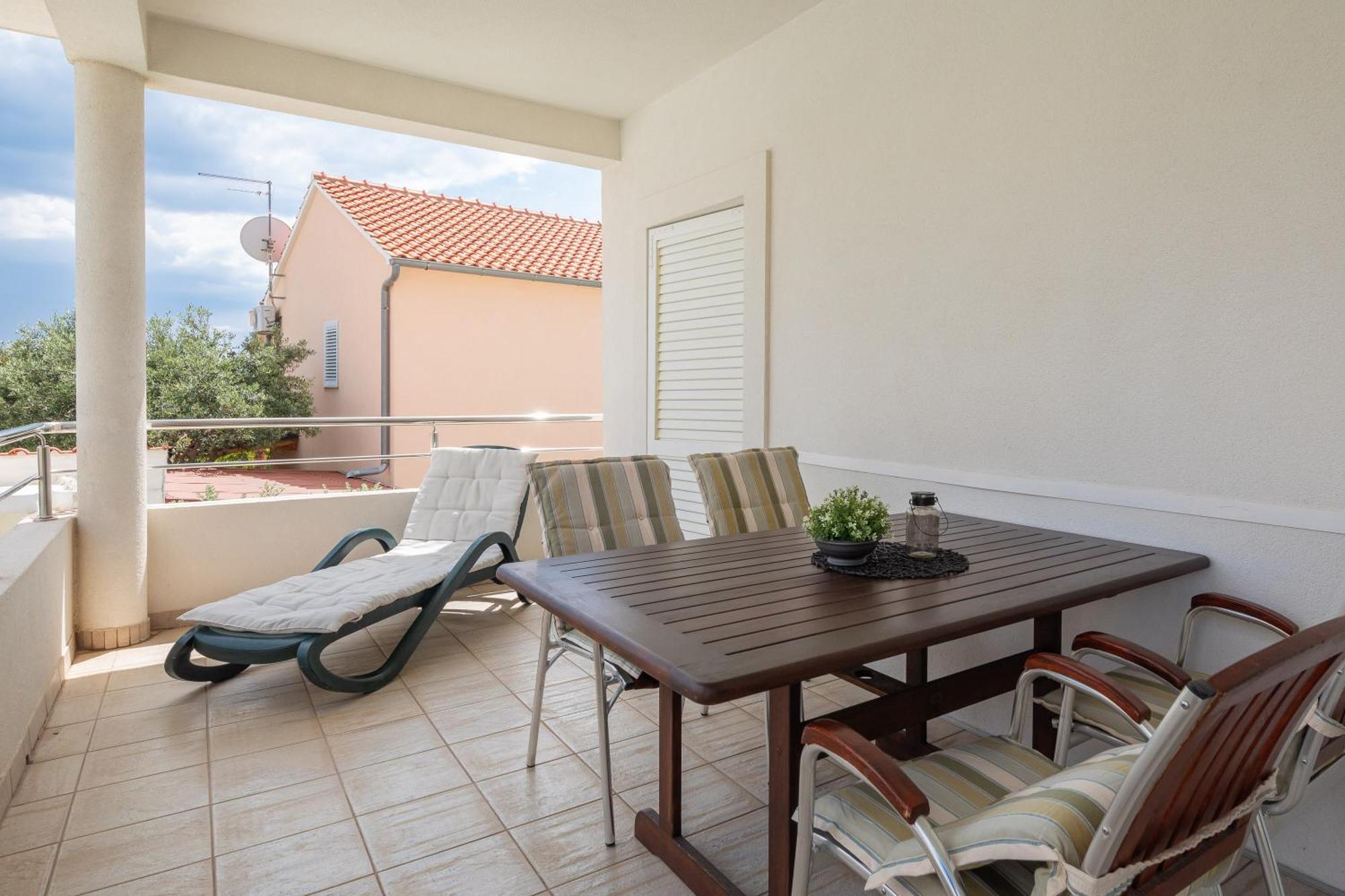Apartments Tihi III Vodice Buitenkant foto