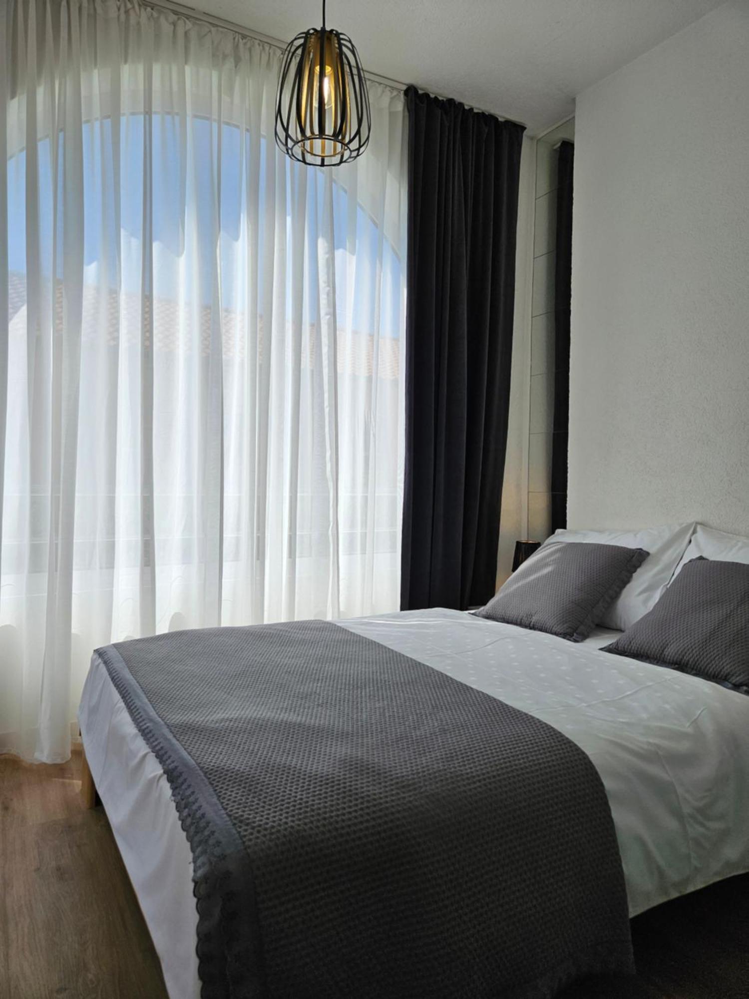 Apartments Tihi III Vodice Buitenkant foto